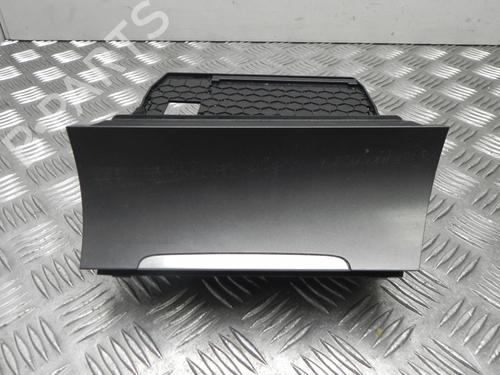 Used Glove box VW GOLF VII (5G1, BQ1, BE1, BE2) 1.2 TSI (86 hp) 28930086