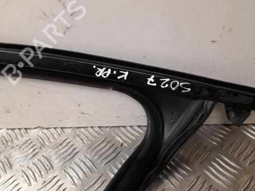 Rubber door seal PORSCHE MACAN (95B) 2.0 | BP28915327C142 