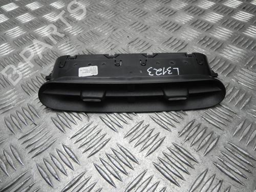 air-vent-renault-twingo-iii-bcm_-bca_-2014-37546695 main image