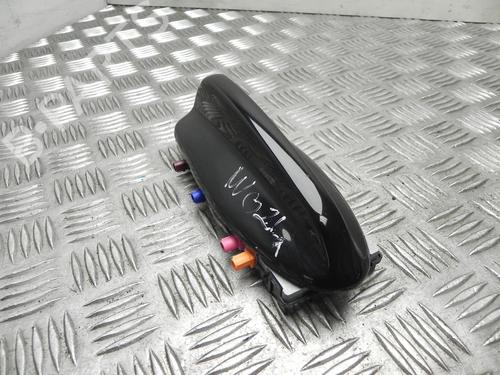 Used Antenna/Base Antenna/Base VOLVO S90 II (234) D4 (190 hp) 28947557 28947557