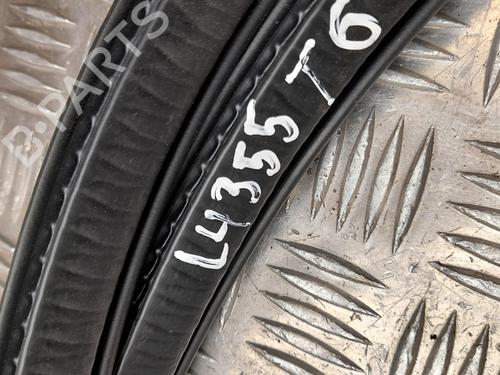 Rubber door seal VOLVO XC60 II (246) T5 | BP28937139C142 