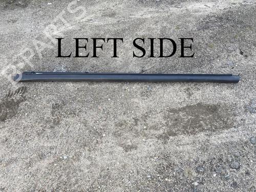 Used Left sideskirt Left sideskirt 39115070 39115070