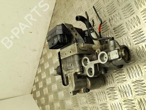 Brake master cylinder LEXUS UX (_AA1_, _AH1_, _MA1_) 250h (MZAH10) | BP37560572M77 - Image 2