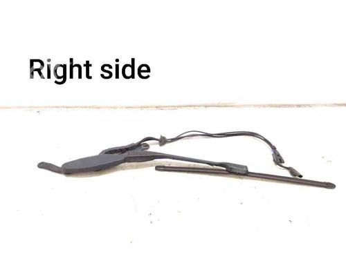Used Front windshield wiper arm MERCEDES-BENZ S-CLASS (W222, V222, X222) S 500 4-matic (222.085, 222.185) (455 hp) 28922353