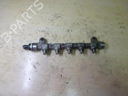 Used Injection rail Injection rail HYUNDAI ix35 (LM, EL, ELH) 1.7 CRDi (116 hp) 28921119 28921119