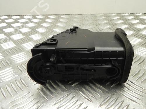 Air vent TOYOTA PRIUS Liftback (_W2_) 1.5 Hybrid (NHW20_, NHW20R) | BP28926911I21 