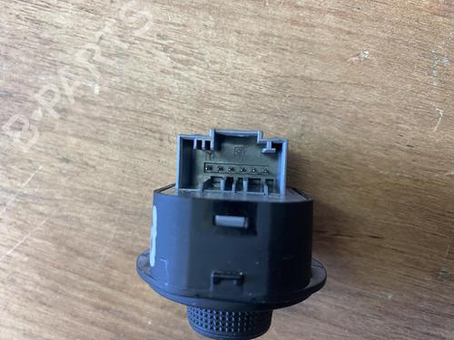 Mirror switch SKODA ENYAQ iV SUV (5AZ) 85 | BP39909698I25 - Image 4