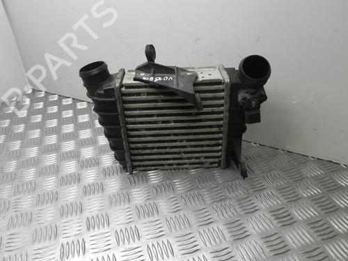 Ladeluftkühler für VW POLO IV (9N_, 9A_) 1.4 TDI (70 hp) 28917156