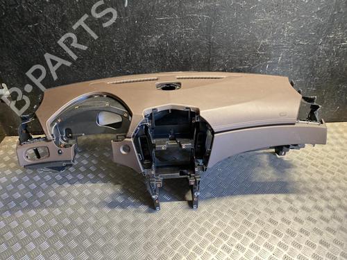 Used Dashboard Dashboard 37553848 37553848