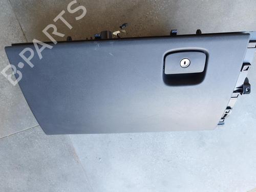 Used Glove box Glove box 39573567 39573567
