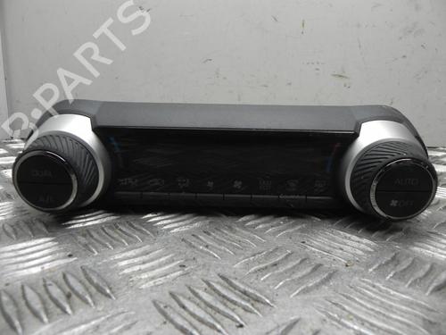climate-control-toyota-rav-4-v-_a5_-_h5_-2018-37545736 main image
