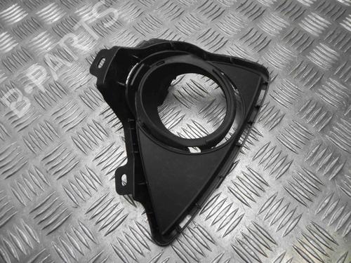 Used Grille TOYOTA AURIS Estate (_E18_) 1.6 (ZRE185_) (132 hp) 28935788