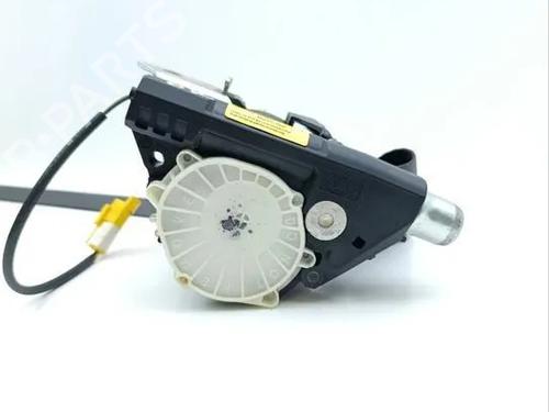 Used Front left seatbelt Front left seatbelt MASERATI GRAN TURISMO I 4.7 S (439 hp) 33239658 33239658