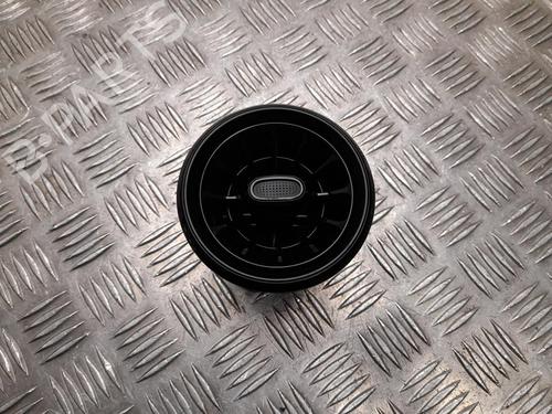 air-vent-mercedes-benz-vito-van-w447-2014-37560054 main image