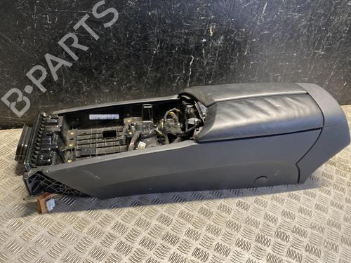 Used Armrest / Center console MASERATI GHIBLI III (M157) 3.0 S Q4 (409 hp) 28909386