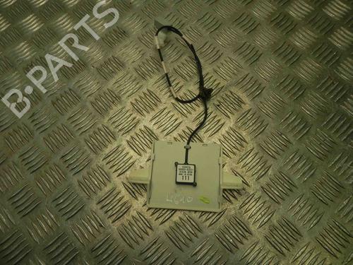 Antenne/Base TOYOTA RAV 4 IV (_A4_) 2.0 4WD (ZSA44_, ZSA44R) (151 hp) 28914065