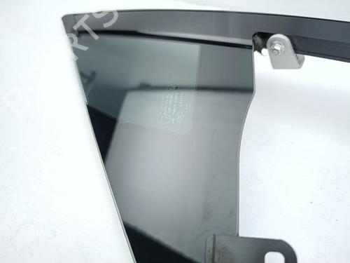 Vidro triangular frente esquerdo ASTON MARTIN DBX 4.0 | BP39000633C111 - Image 3