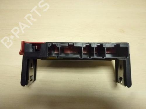 Fuse box BMW X1 (E84) sDrive 18 d | BP37547989E1 - Image 2