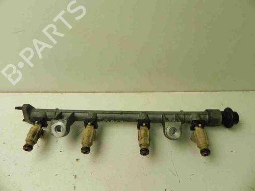Used Injection rail HYUNDAI TUCSON (JM) 2.0 (143 hp) 28914176