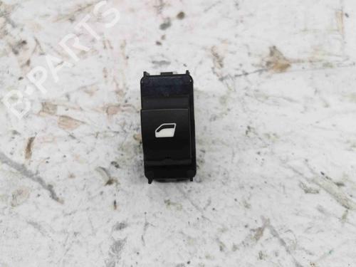 Used Left front window switch CITROËN C4 CACTUS 1.2 THP 110 (110 hp) 28916155