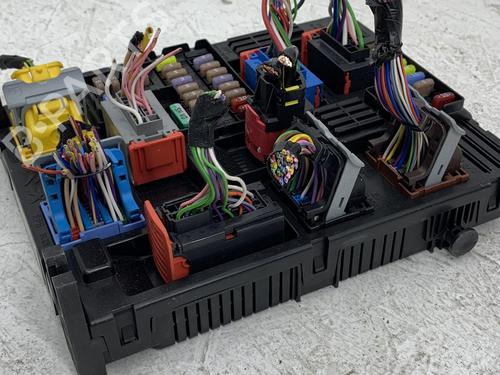 Fuse box PEUGEOT 208 II (UB_, UP_, UW_, UJ_) e-208 | BP28913249E1 