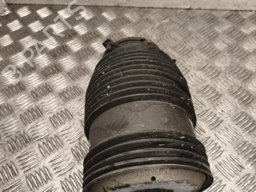 Used Left rear shock absorber Left rear shock absorber MERCEDES-BENZ E-CLASS T-Model (S213) E 220 d (213.204) (200 hp) 40616117 40616117
