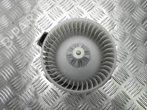 Used Heater blower motor TOYOTA YARIS (_P13_) 1.0 (KSP130_, KSP130) (69 hp) 28921559
