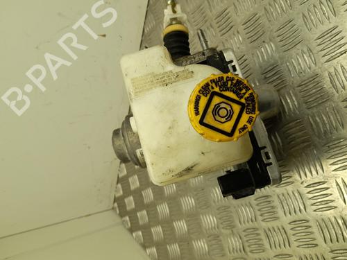 Used Brake master cylinder ALFA ROMEO GIULIA (952_) 2.0 Q4 (952ACA45, 952ACA25) (280 hp) 28930251