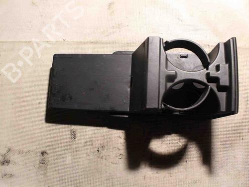 Kopholder/Genstandsholder VOLVO XC90 I (275) D5 AWD (185 hp) 28911116