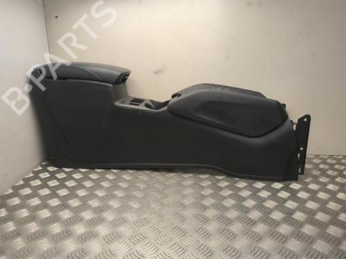 Middenconsole Middenconsole NISSAN X-TRAIL III (T32_, T32R, T32RR) 1.6 DIG-T (T32) (163 hp) 37569427 37569427