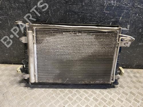 Used Water radiator Water radiator 37556440 37556440
