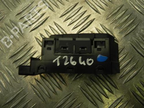 Switch LEXUS RX (_L2_) 450h AWD (GYL25_, GYL26_, GYL25, GYL26, GYL25R, GYL26R) | BP37578292I30 - Image 3