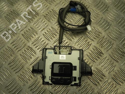 Antenne/Steun LEXUS RX (_L2_) 450h AWD (GYL25_, GYL25, GYL26) (262 hp) 28915175