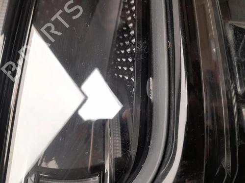 Højre forlygte VW TOUAREG (CR7, RC8) 3.0 TSI 4motion | BP30818769C29