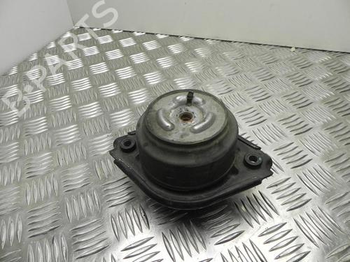 Used Engine mount Engine mount 37576830 37576830