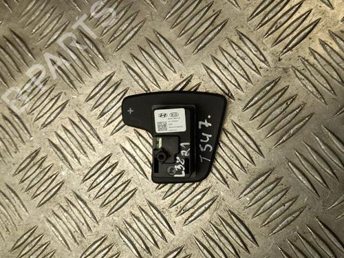 Used Steering wheel controls Steering wheel controls 37547213 37547213