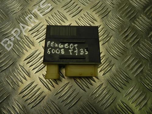 Used Other PEUGEOT 5008 (0U_, 0E_) 2.0 HDi 150 / BlueHDi 150 (150 hp) 28912004