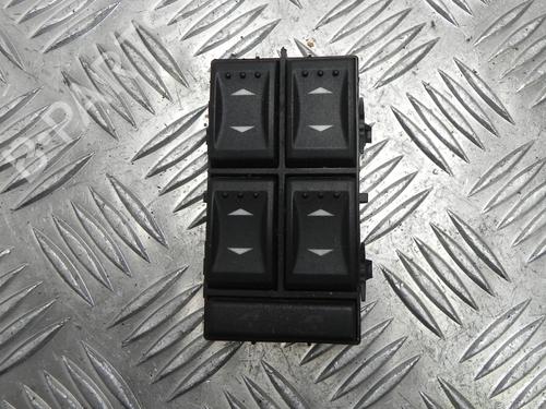 Used Left front window switch FORD MONDEO III Turnier (BWY) 2.5 V6 24V (170 hp) 28939347