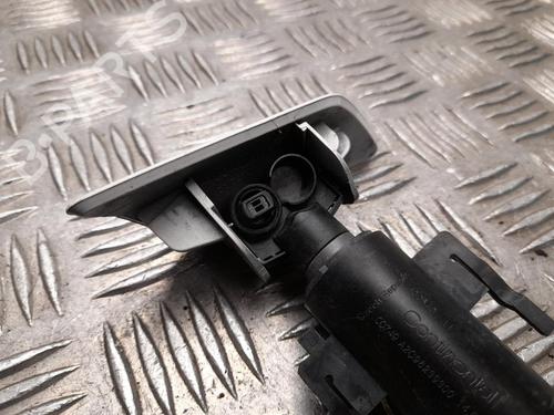 Headlight washer BMW 5 (G30, F90) 520 d | BP37550314E17 - Image 3