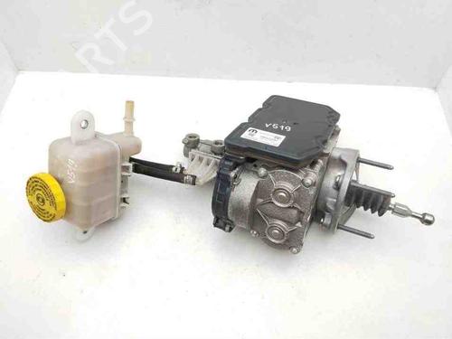 Used Brake master cylinder CHRYSLER PACIFICA (RU) 3.6 Hybrid (264 hp) 28935840