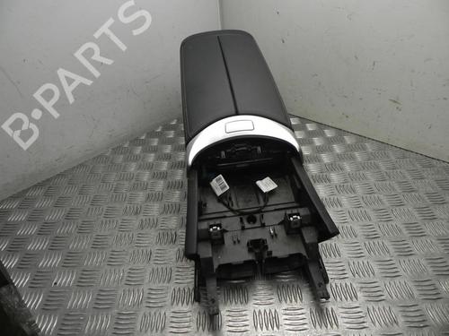 Console centrale Console centrale MERCEDES-BENZ C-CLASS T-Model (S205) C 180 (205.240) (156 hp) 37544911 37544911