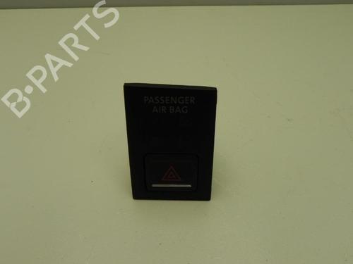 Used Warning switch VW GOLF VII (5G1, BQ1, BE1, BE2) 1.6 TDI (105 hp) 28937937