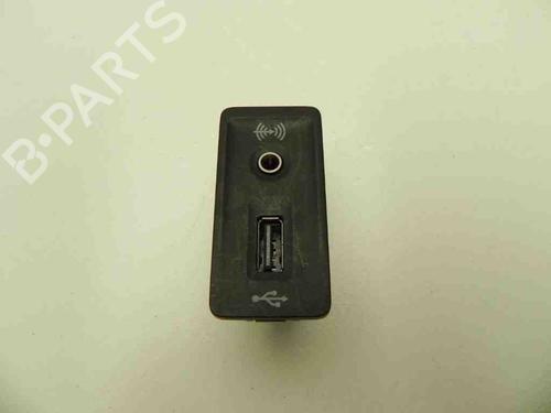 Used Electronic module VW GOLF VII (5G1, BQ1, BE1, BE2) 1.6 TDI (105 hp) 28912065