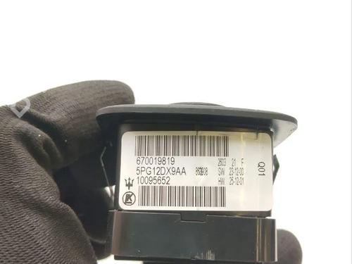 Left front window switch MASERATI QUATTROPORTE VI 3.8 GT S | BP28915537I27