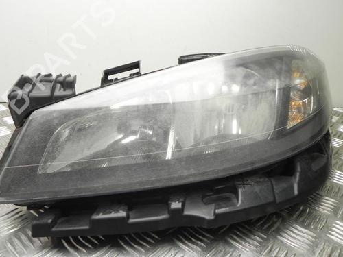 Used Left headlight RENAULT LAGUNA II Grandtour (KG0/1_) 2.0 16V (KG03, KG0Z, KG0T, KG1Y) (170 hp) 28923674