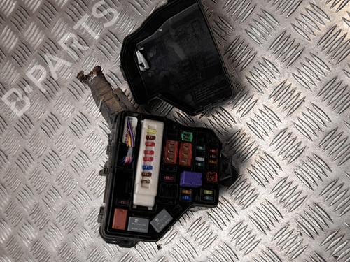 Used Fuse box TOYOTA YARIS (_P13_) 1.0 (KSP130_, KSP130) (69 hp) 28925550