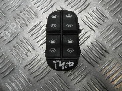 Interruttore Interruttore FORD FOCUS I Turnier (DNW) 1.8 DI / TDDi (75 hp) 37581508 37581508