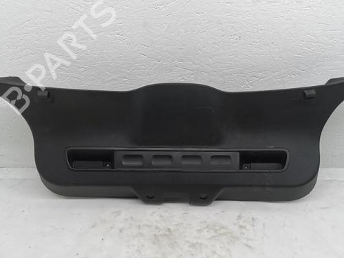 Garniture de coffre CITROËN C3 III (SX) 1.2 THP 110 (SXHNPS, SXHNZT, SXHNZ6) (110 hp) 28925205