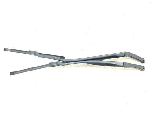 Front windshield wiper arm MASERATI LEVANTE SUV (M161) 3.0 S Q4 | BP28934268C143 