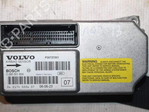 Used ECU airbags VOLVO XC90 I (275) D5 AWD (185 hp) 28943482